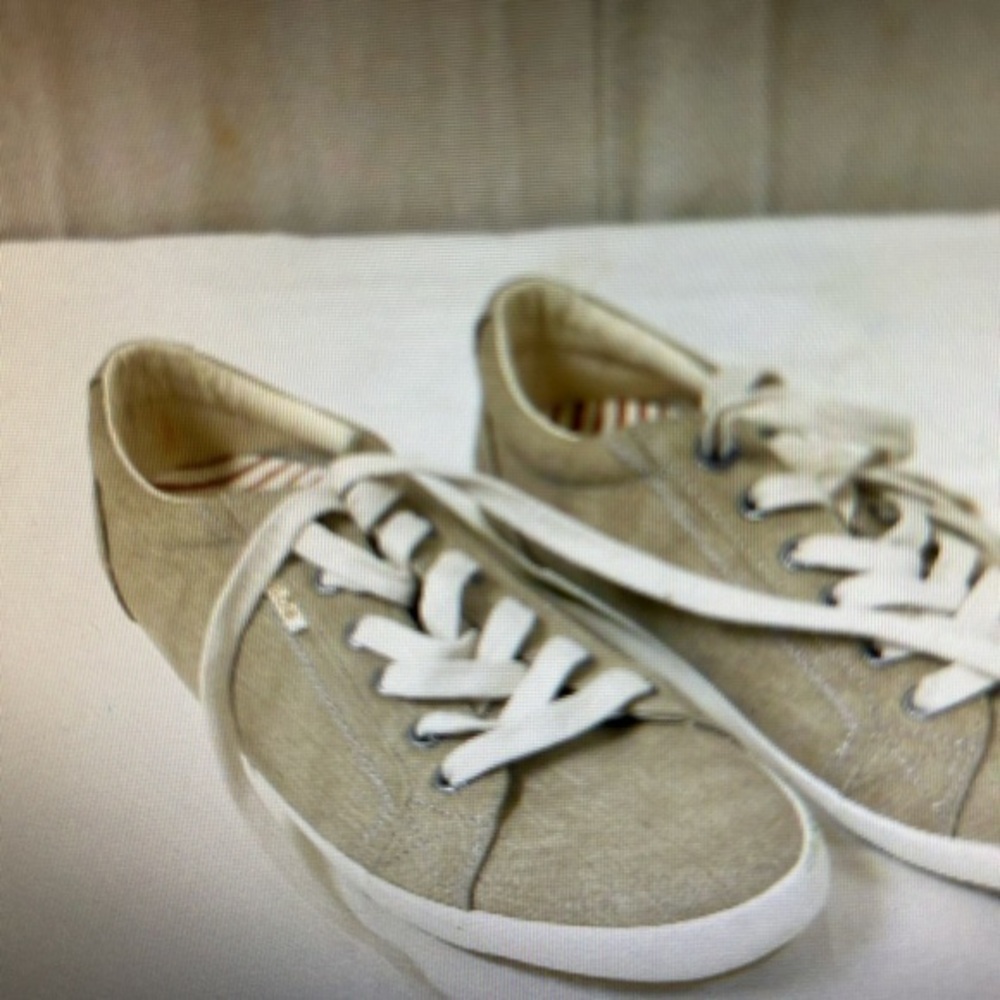 Taos mens taupe lace up‎ shoes size 11